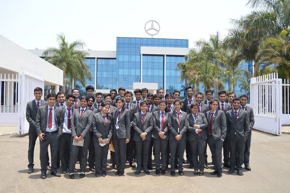 Mercedez Benz_4