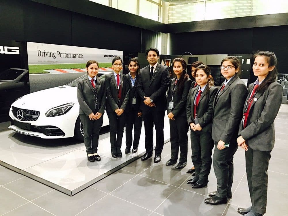 Mercedez Benz_5