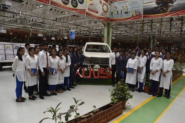 Mahindra Motors_0